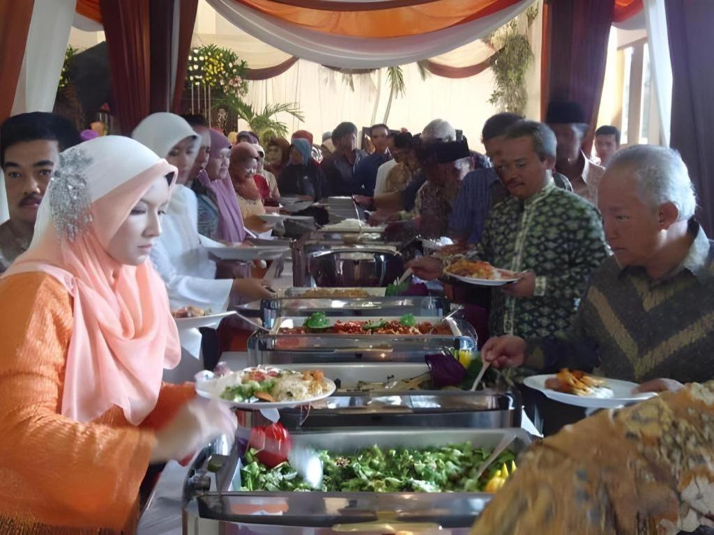 Augusta Sukabumi Hotel Eksteriør billede