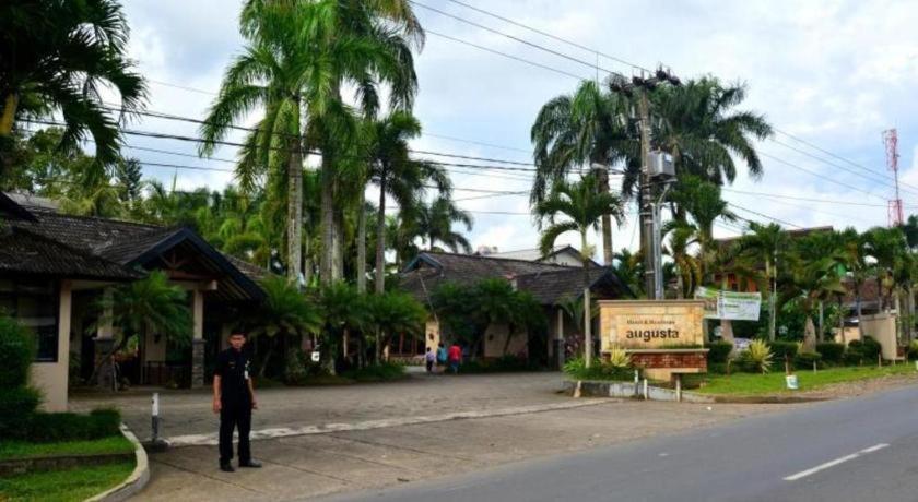Augusta Sukabumi Hotel Eksteriør billede