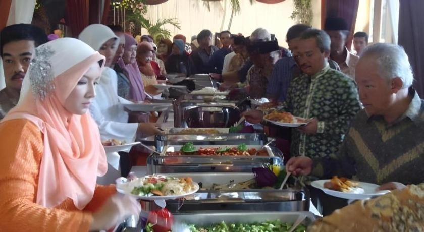 Augusta Sukabumi Hotel Eksteriør billede